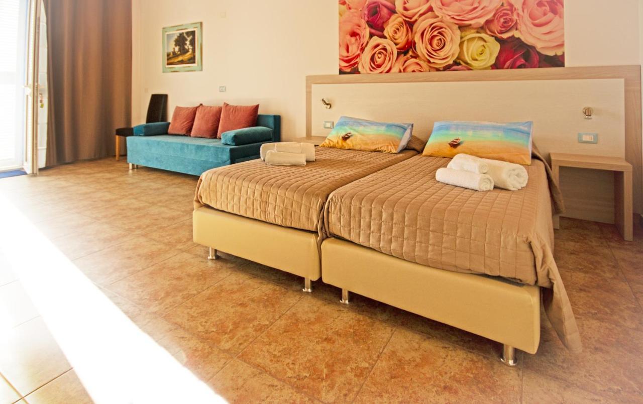 Il Sole Nel Mare - Lido Di Volano Bed & Breakfast Comacchio Exterior photo