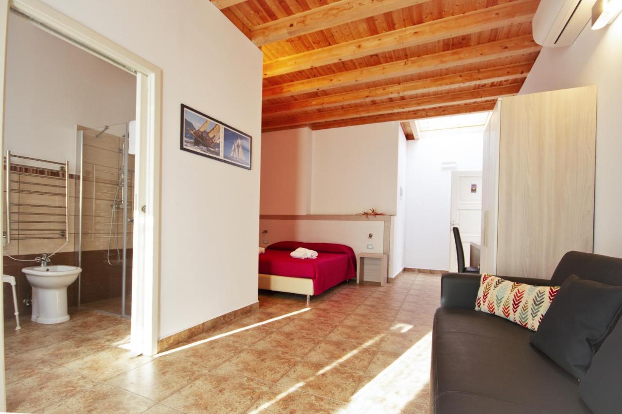 Il Sole Nel Mare - Lido Di Volano Bed & Breakfast Comacchio Exterior photo